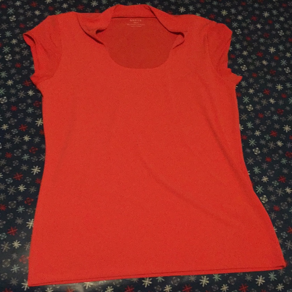 Casual Cute Salmon Colored Tee Dressbarn Medium